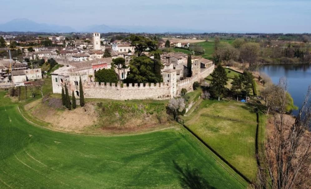 Pace, Luminosita E Comodita A Due Passi Dal Garda Volta Mantovana Ngoại thất bức ảnh