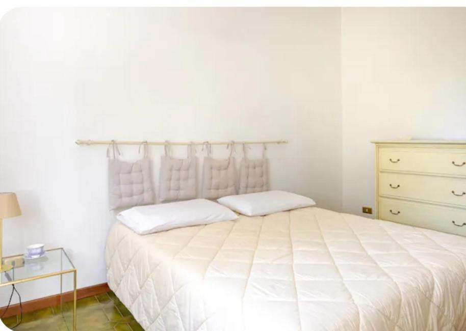 Pace, Luminosita E Comodita A Due Passi Dal Garda Volta Mantovana Phòng bức ảnh